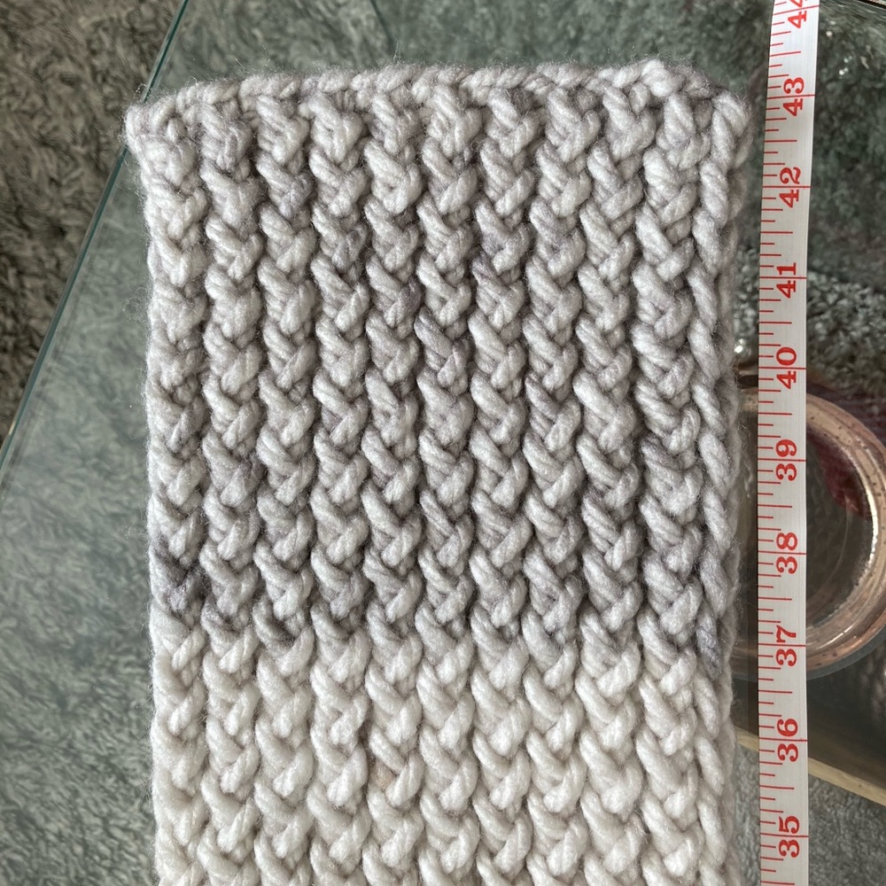Handmade scarf - Picture 8 of 14
